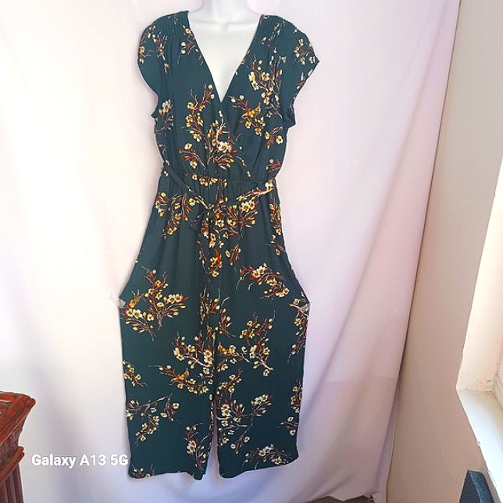 DR2 Women's Emerald Green w/ Floral Pattern Jumpsuit Sz L